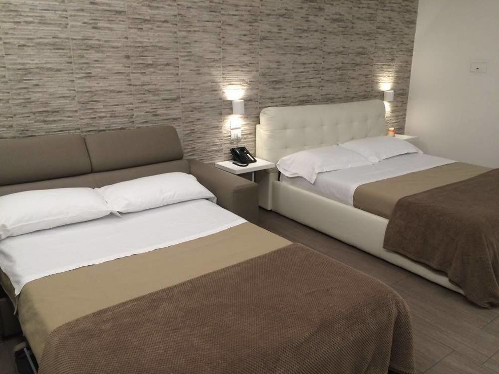 Bed and breakfast Domus Castroni Pompeo Magno 3*