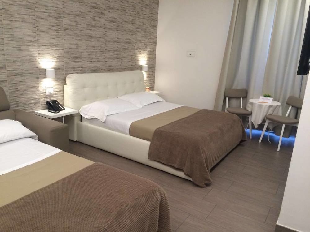 Bed & Breakfast Domus Castroni Pompeo Magno Roma