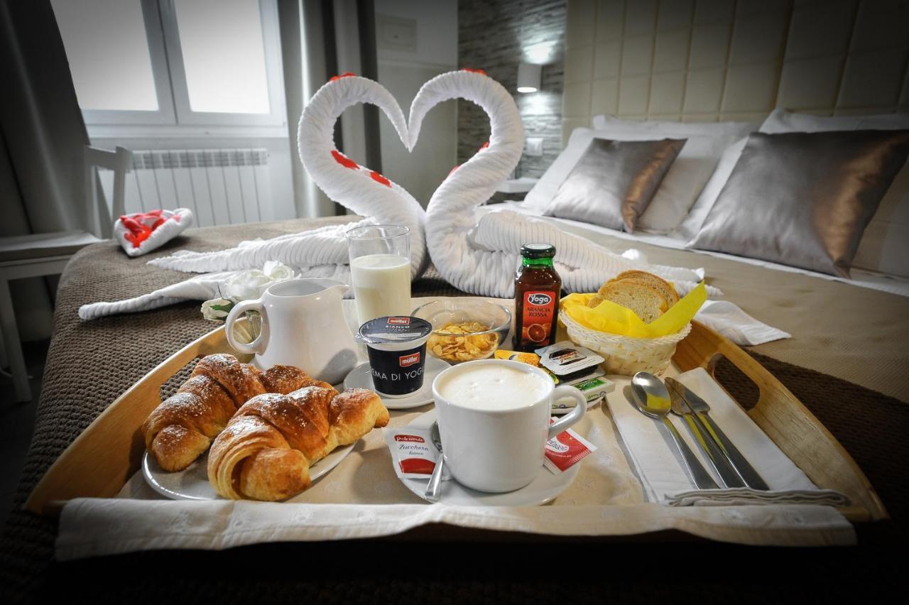 Bed & Breakfast Domus Castroni Pompeo Magno 3*