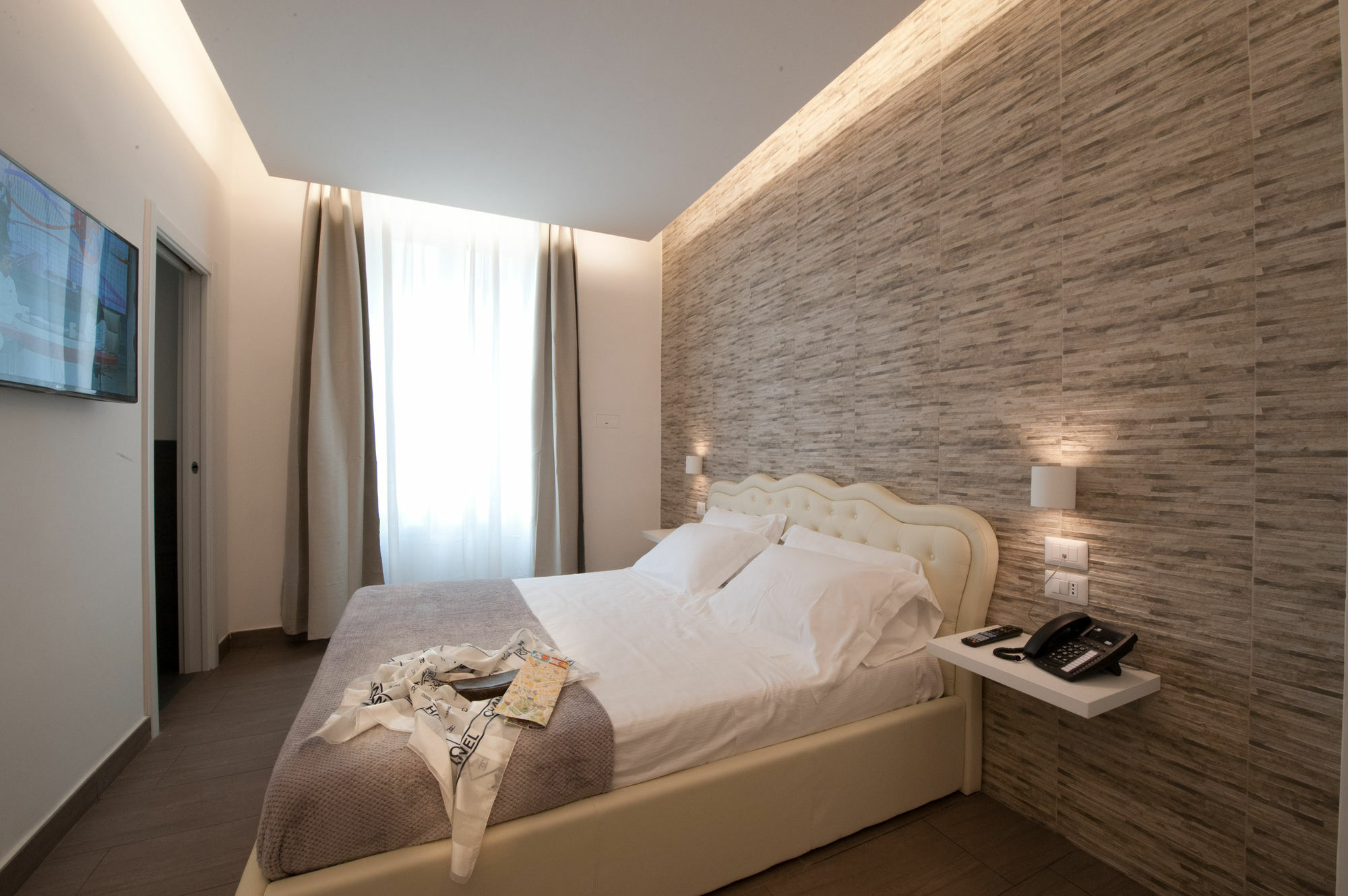 Bed & Breakfast Domus Castroni Pompeo Magno 3*