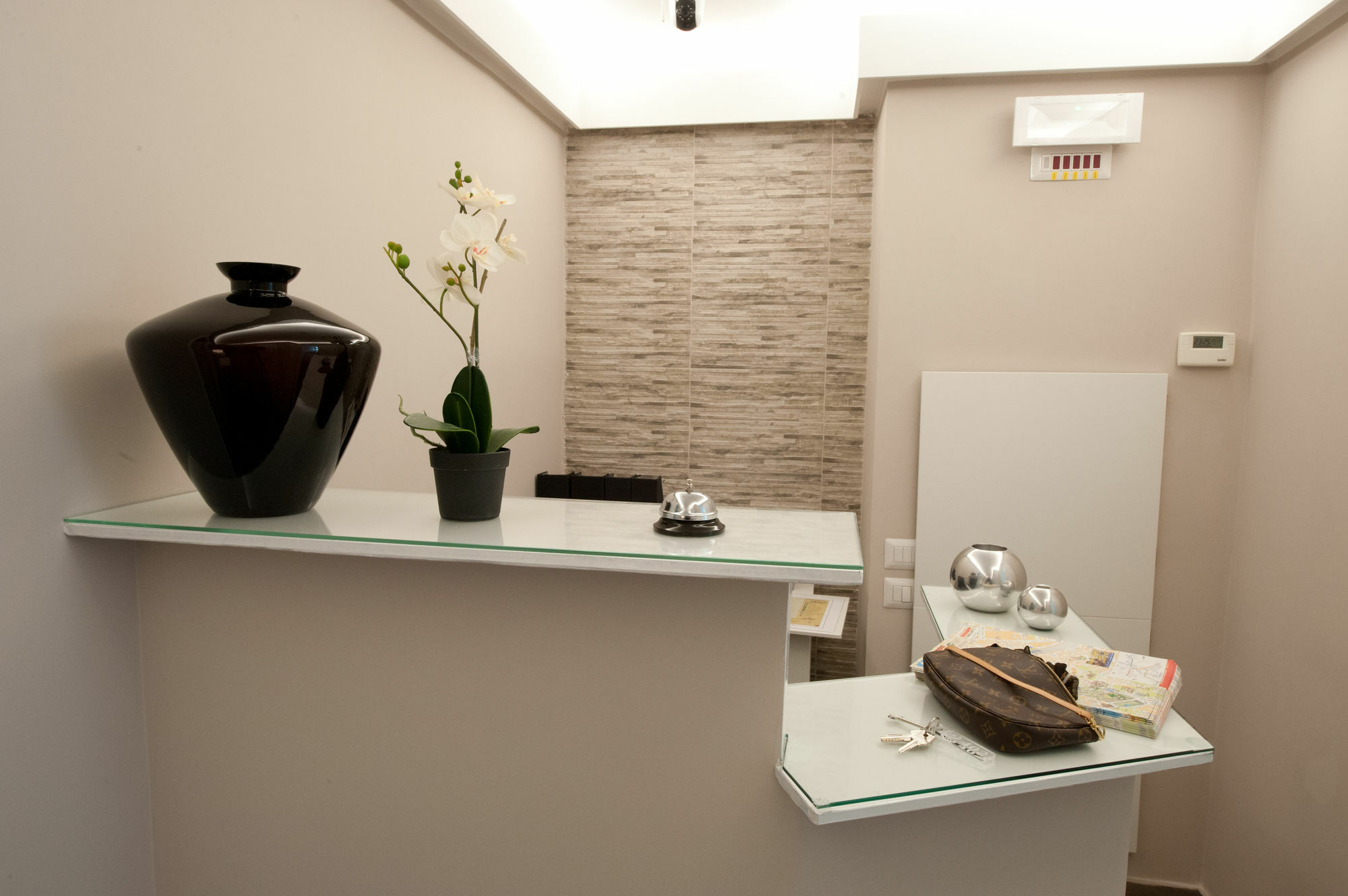 Domus Castroni Roma
